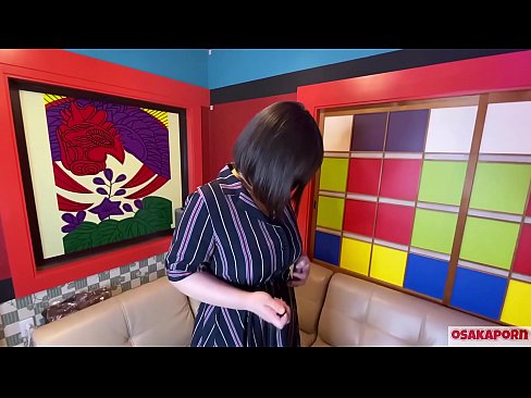 ❤️ Japansk sötnos med stora bröst onanerar med sexleksaker och får orgasm. Hon berättar i en intervju om sin knullupplevelse. Enorma bröst och hårig fitta som stönar högt. Osakaporn ☑ Fuckvideo at us ❌️
